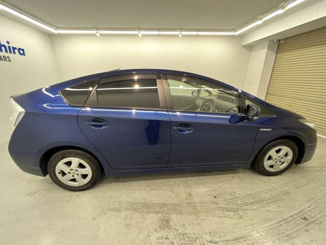 トヨタ プリウス １．８ Ｓ H23年 (近畿) 99