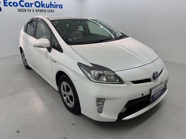 トヨタ プリウス １．８ Ｓ H25年 (近畿) 99