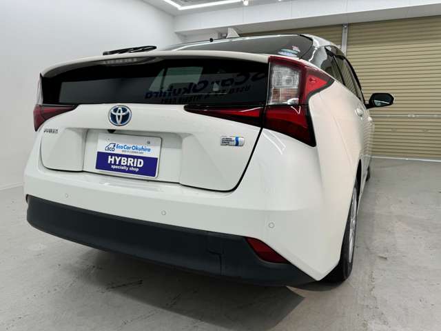 トヨタ プリウス １．８ Ｓ R1年 (近畿) 99