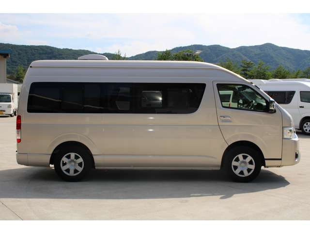 トヨタ ハイエースバン レクビィ R3年 (近畿) 99
