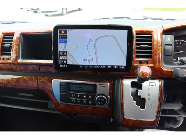 トヨタ ハイエースバン ２．７ ＤＸ ワイド スーパーロング ハイルーフ R1年 (近畿) 99