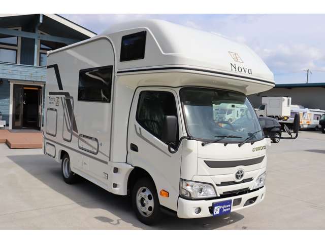 トヨタ カムロード フジカーズジャパン ＮＯＶＡ タイプＲ R8年 (近畿) 99