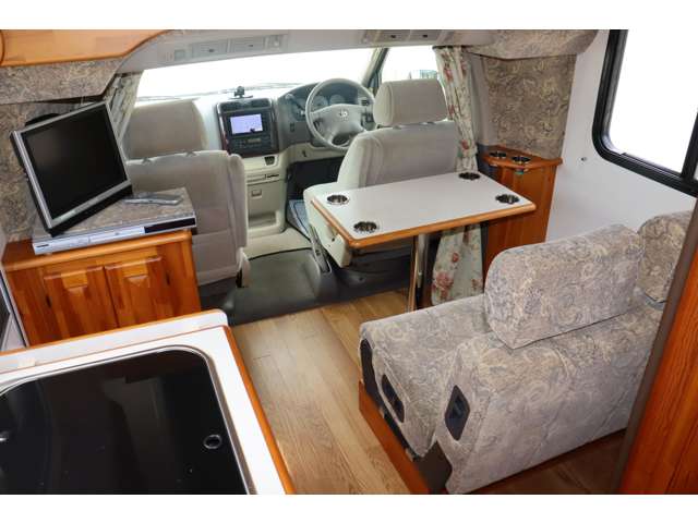 トヨタ グランドハイエース ナッツＲＶ H17年 (近畿) 99
