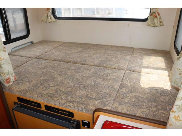 トヨタ グランドハイエース ナッツＲＶ H17年 (近畿) 99