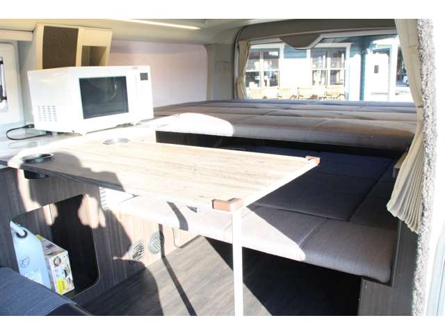 トヨタ ハイエースバン ホワイトハウス R2年 (近畿) 99