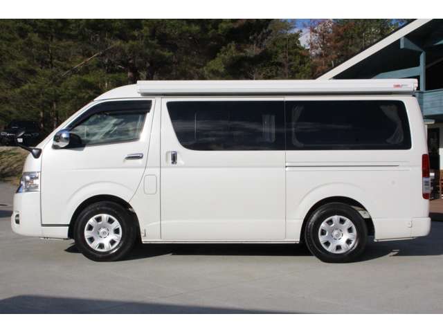トヨタ ハイエースバン ホワイトハウス R2年 (近畿) 99