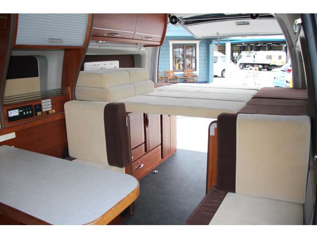 トヨタ ハイエースバン ナッツＲＶ H22年 (近畿) 99
