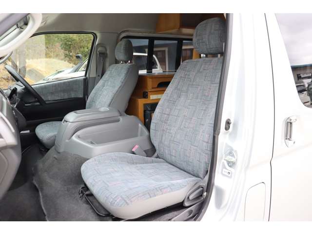 トヨタ ハイエースバン ナッツＲＶ H19年 (近畿) 99