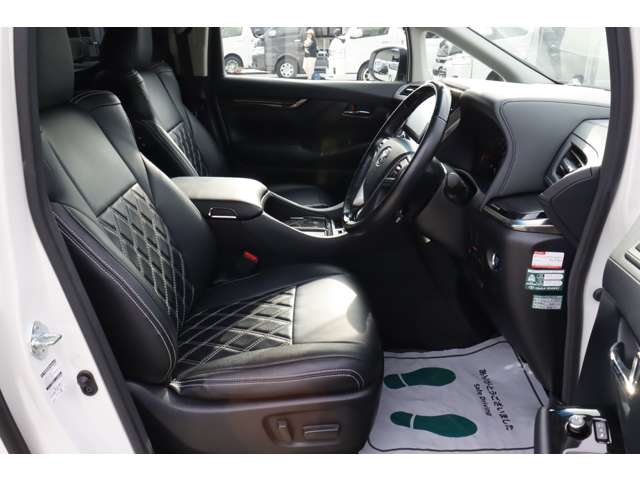トヨタ アルファード ２．５ Ｓ Ｃパッケージ H30年 (近畿) 99