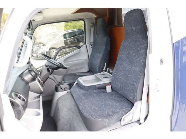 トヨタ カムロード ナッツＲＶ H30年 (近畿) 99