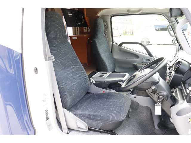 トヨタ カムロード ナッツＲＶ H30年 (近畿) 99