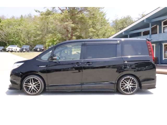 トヨタ ノア １．８ ハイブリッド Ｇ H26年 (近畿) 99