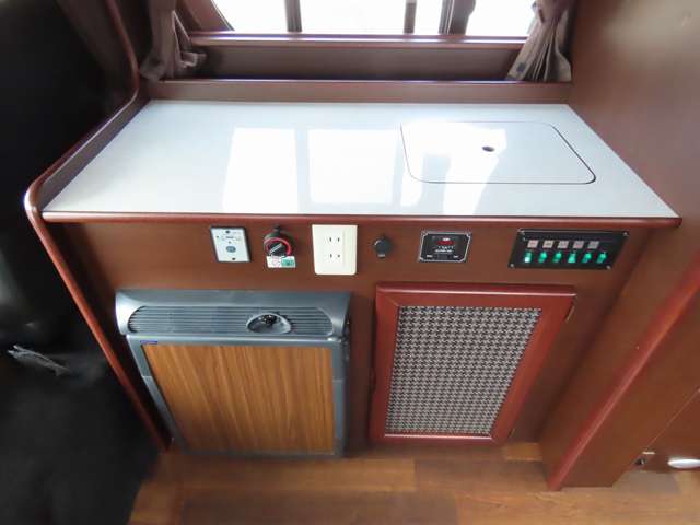 トヨタ ハイエースバン ＯＭＣ製 H28年 (東海) 99