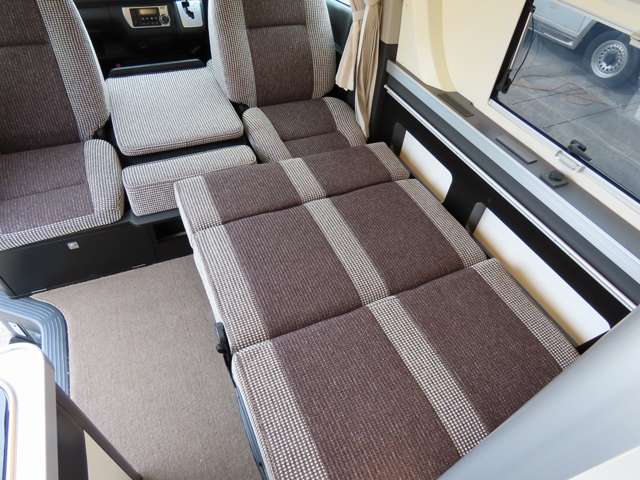 トヨタ ハイエースバン トイファクトリーヴォーグアルタモーダ４ＷＤ R5年 (東海) 99
