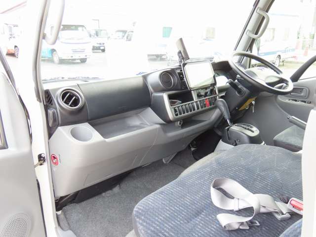 トヨタ カムロード ＡＴＯＺ製 R1年 (東海) 99