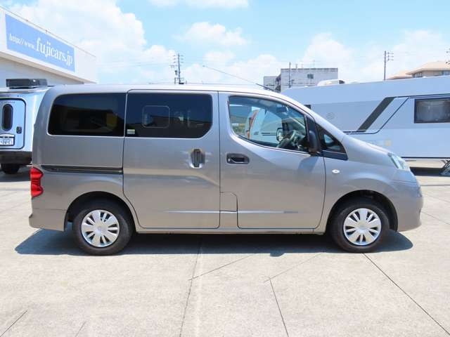 日産 ＮＶ２００バネットバン アネックス製 H23年 (東海) 99