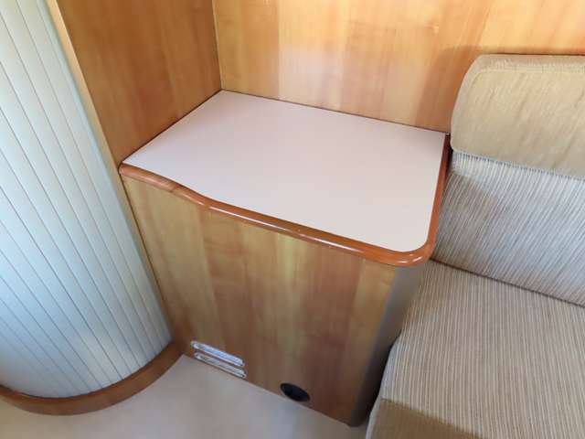 トヨタ カムロード バンテック製 R2年 (東海) 99