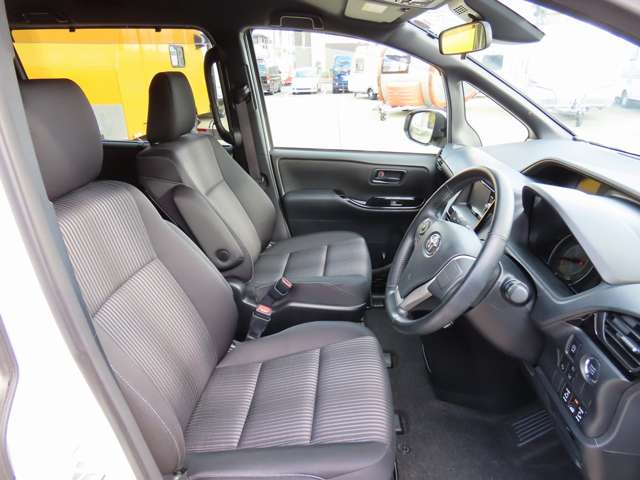 トヨタ ヴォクシー ２．０ ＺＳ H30年 (東海) 99
