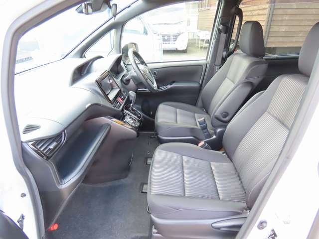 トヨタ ヴォクシー ２．０ ＺＳ H30年 (東海) 99