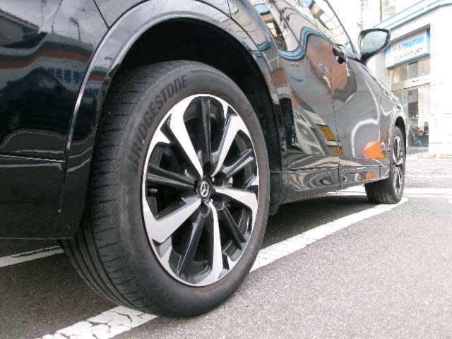 マツダ ＣＸ−６０　ＰＨＥＶ ２．５ ＰＨＥＶ プレミアム モダン ４ＷＤ R4年 (中国) 99