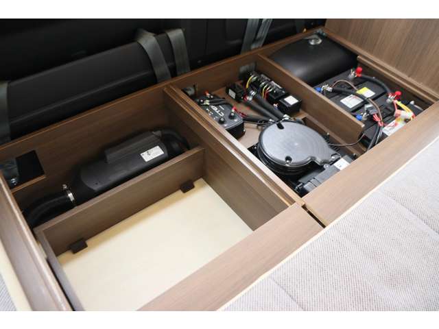 トヨタ ハイエースバン レクビィ ヴォーノ H30年 (九州・沖縄) 99