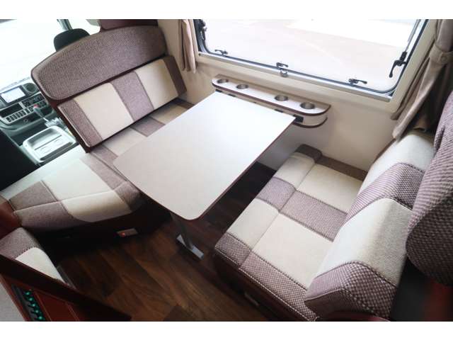 トヨタ カムロード ナッツＲＶ クレソンジャーニー タイプＸ R3年 (九州・沖縄) 99