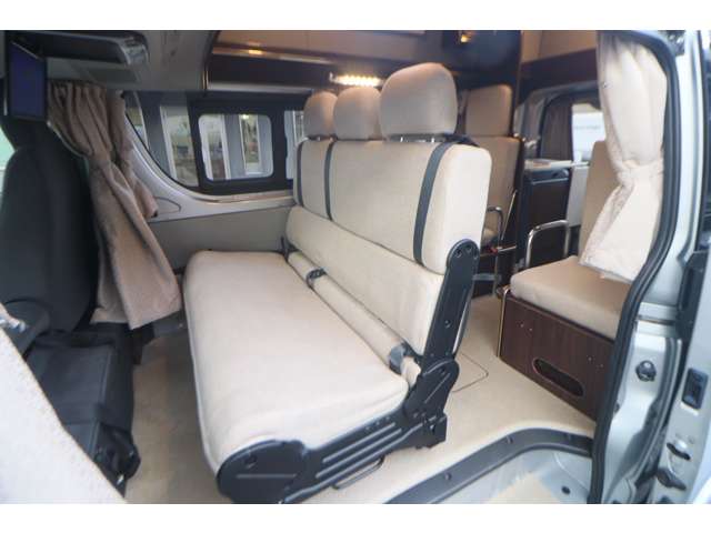 トヨタ ハイエースバン ＲＶトラスト ロイヤルＪ H29年 (九州・沖縄) 99