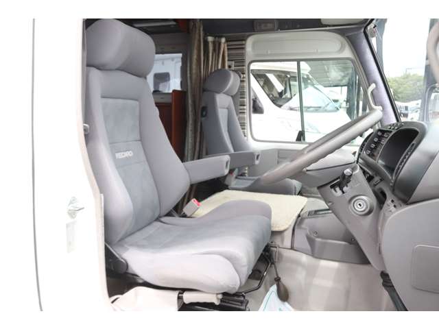 日野自動車 リエッセＩＩ ナッツＲＶ H19年 (九州・沖縄) 99