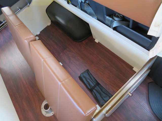 トヨタ ハイエースバン キャンピング H26年 (九州・沖縄) 99