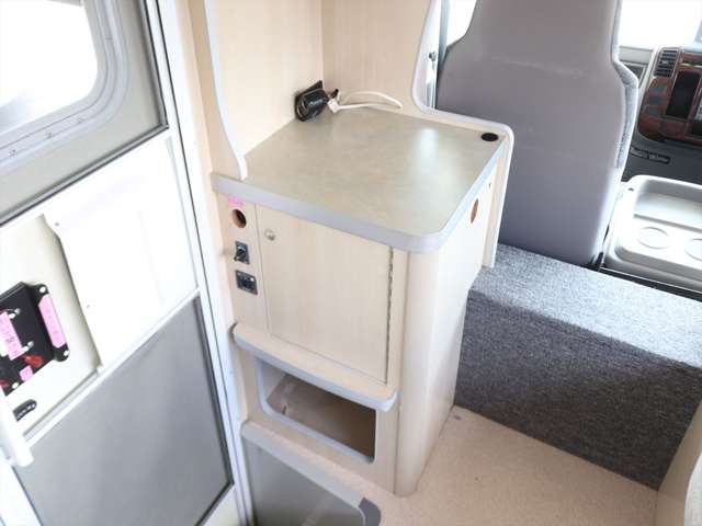 トヨタ カムロード バンテック コルドバンクス H23年 (四国) 99