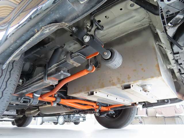 トヨタ ハイエースバン ケイワークス R1年 (四国) 99