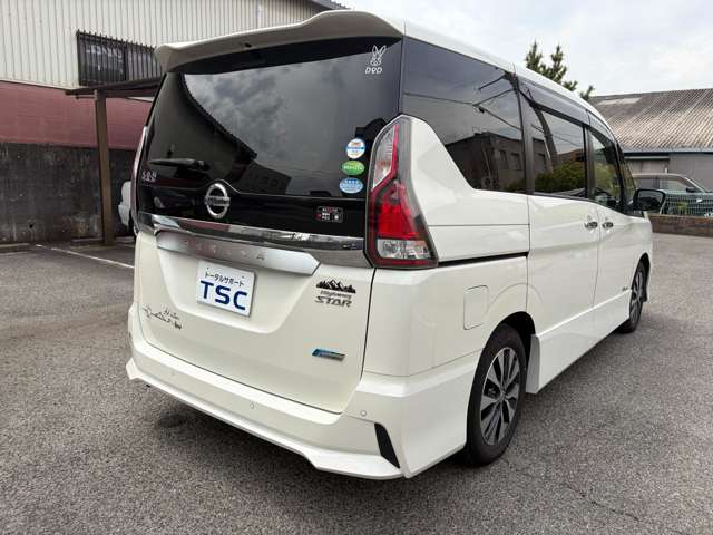 日産 セレナ ２．０ ハイウェイスター H28年 (中国) 99