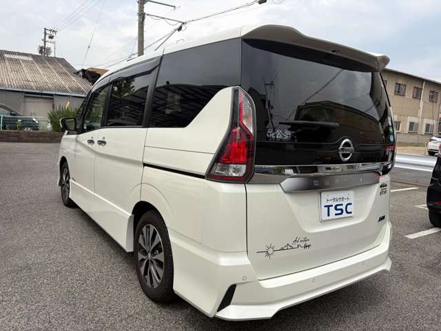 日産 セレナ ２．０ ハイウェイスター H28年 (中国) 99