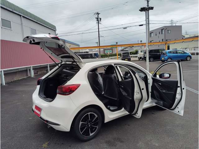 マツダ ＭＡＺＤＡ２ １．５ １５スポルトプラス R7年 (東海) 99