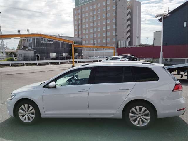 フォルクスワーゲン ゴルフヴァリアント ＴＳＩ　コンフォートライン H29年 (東海) 99