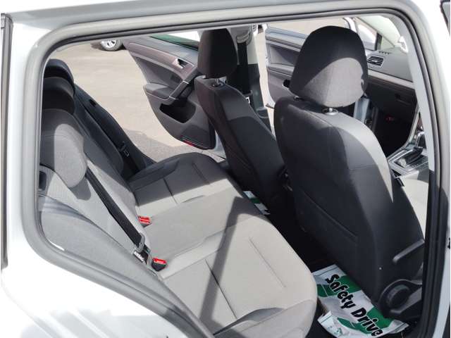 フォルクスワーゲン ゴルフヴァリアント ＴＳＩ　コンフォートライン H29年 (東海) 99