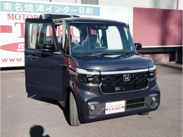 ホンダ Ｎ　ＢＯＸ カスタム ６６０ ターボ コーディネートスタイル ２トーン R7年 (東海) 99