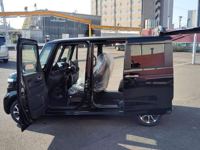 ホンダ Ｎ　ＢＯＸ カスタム ６６０ R7年 (東海) 99