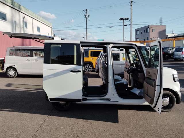 ホンダ Ｎ　ＢＯＸ ジョイ ６６０ モノトーン R7年 (東海) 99