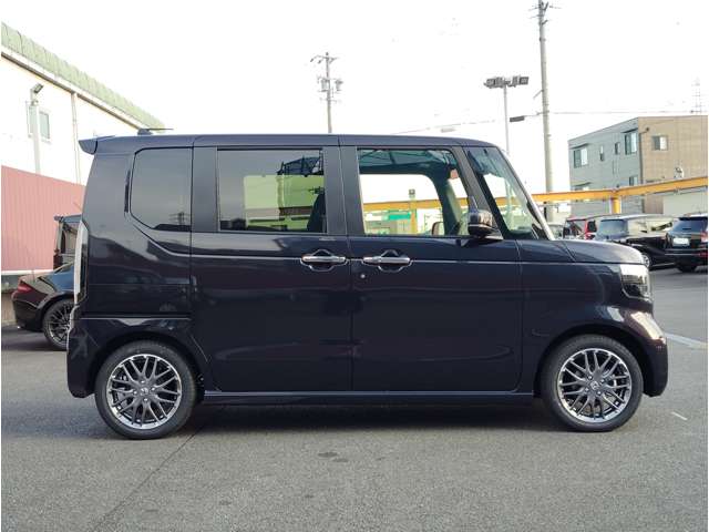 ホンダ Ｎ　ＢＯＸ カスタム ６６０ ターボ R7年 (東海) 99