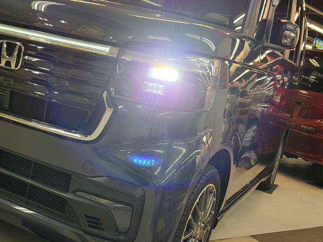 ホンダ Ｎ　ＢＯＸ カスタム ６６０ ターボ ４ＷＤ R6年 (北海道) 99