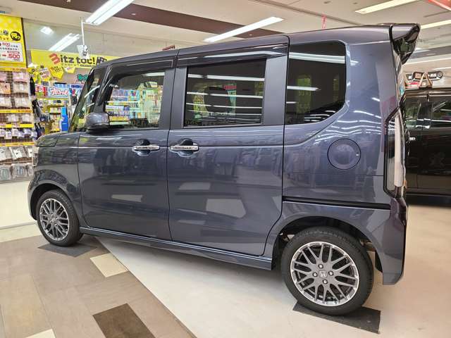 ホンダ Ｎ　ＢＯＸ カスタム ６６０ ターボ ４ＷＤ R6年 (北海道) 99