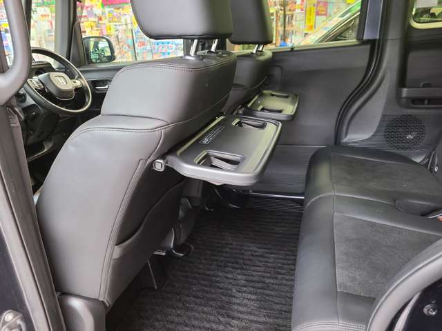 ホンダ Ｎ　ＢＯＸ カスタム ６６０ ターボ ４ＷＤ R6年 (北海道) 99