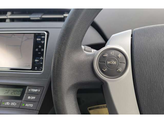 トヨタ プリウス １．８ Ｓ ツーリングセレクション H22年 (四国) 99