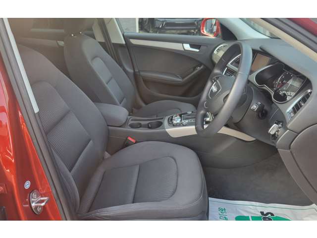 アウディ Ａ４ ２．０　ＴＦＳＩ H26年 (四国) 99