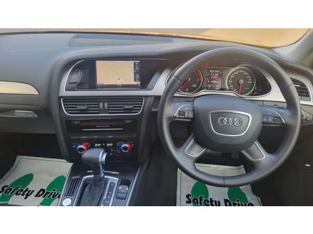 アウディ Ａ４ ２．０　ＴＦＳＩ H26年 (四国) 99