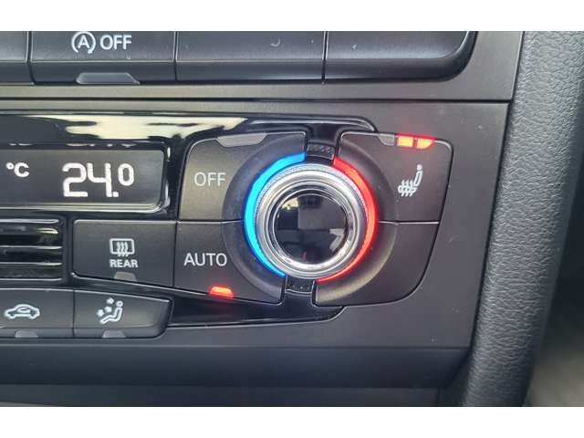 アウディ Ａ４ ２．０　ＴＦＳＩ H26年 (四国) 99