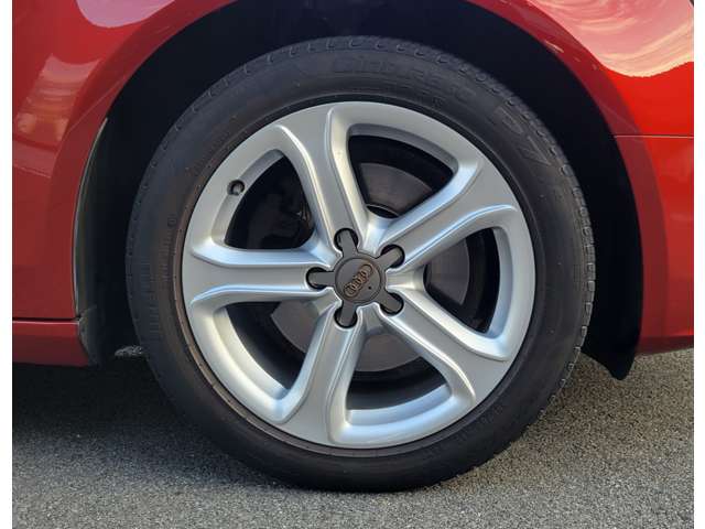アウディ Ａ４ ２．０　ＴＦＳＩ H26年 (四国) 99