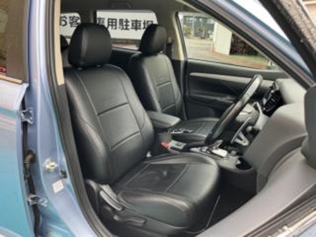 三菱 アウトランダーＰＨＥＶ ２．０ Ｇ ナビパッケージ ４ＷＤ H26年 (甲信越・北陸) 99