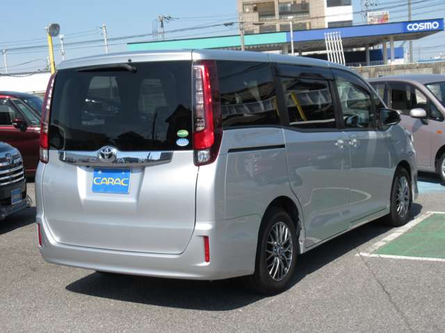 トヨタ ノア ２．０ Ｘ H28年 (関東) 99